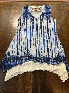 Amma Made in LA Sleeveless Blue Tie-Dye V-Neck Layered Tank Top